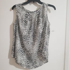 Worthington Sleeveless Blouse